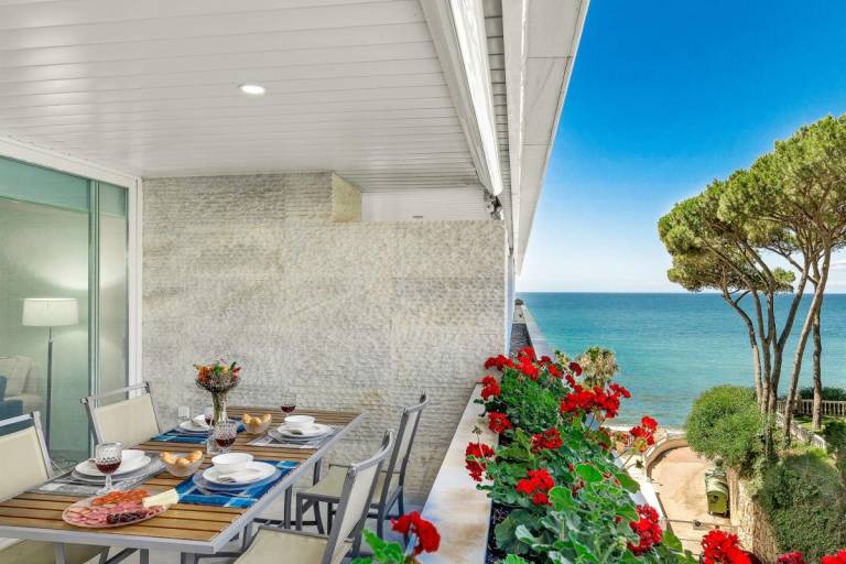Holiday apartment with sauna, garden & terrace in Marbella