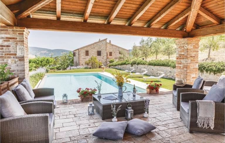 Casa Frontignano