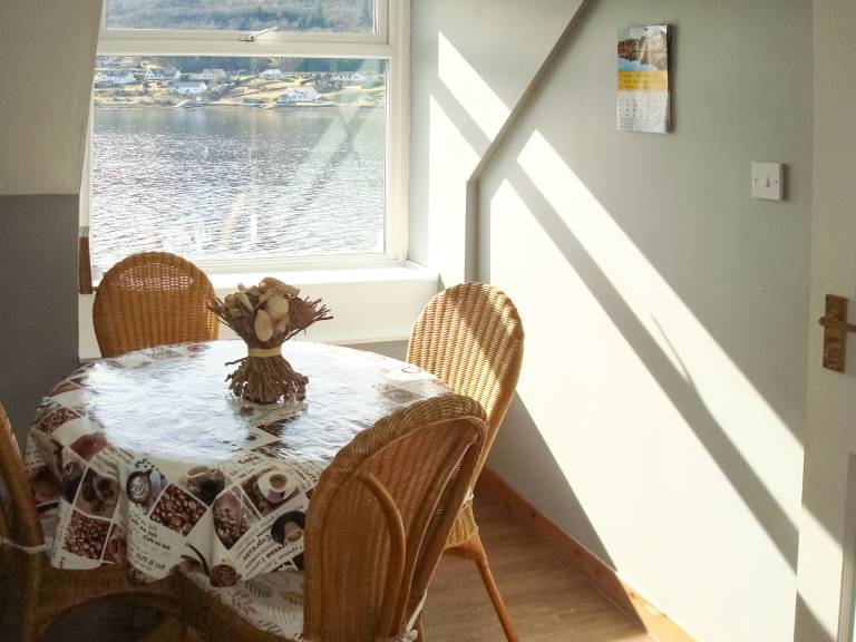 Cottage with yard | Sea view — photo 5