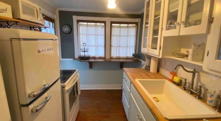 Vacation home | Suitable for remote work | Pets allowed — photo 5