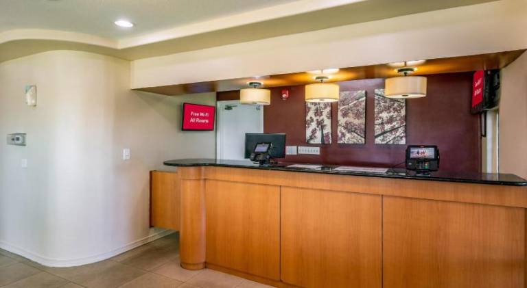 Red Roof Inn Orlando South - Florida Mall — photo 4