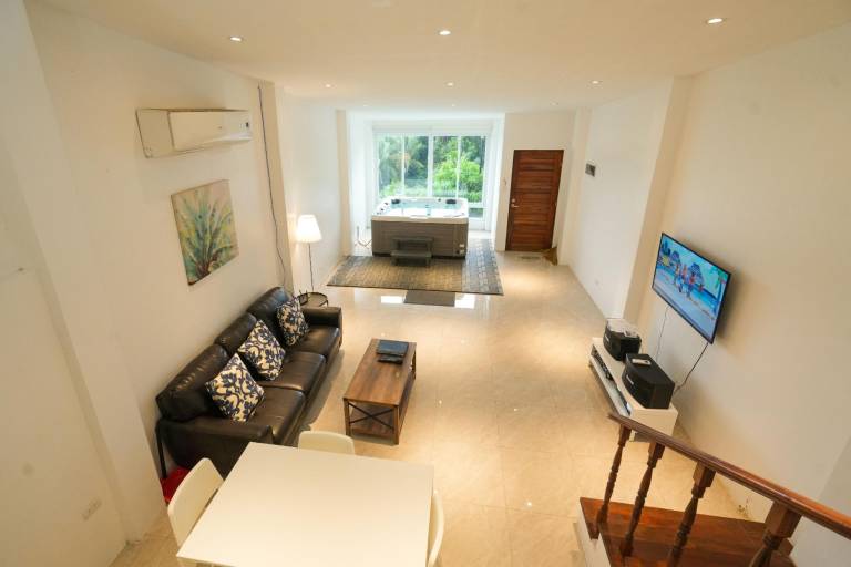 Beautiful villa | Pets are welcome — photo 2