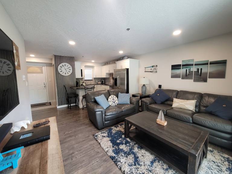 Condo Polson