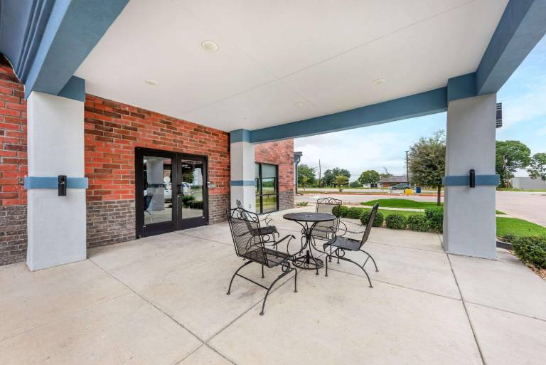 Comfort Inn & Suites Belton Temple South I-35 — photo 4