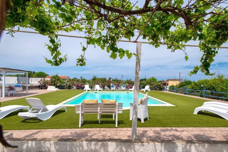 'Villa Sara' with Private Pool, Wi-Fi and Air Conditioning — photo 3
