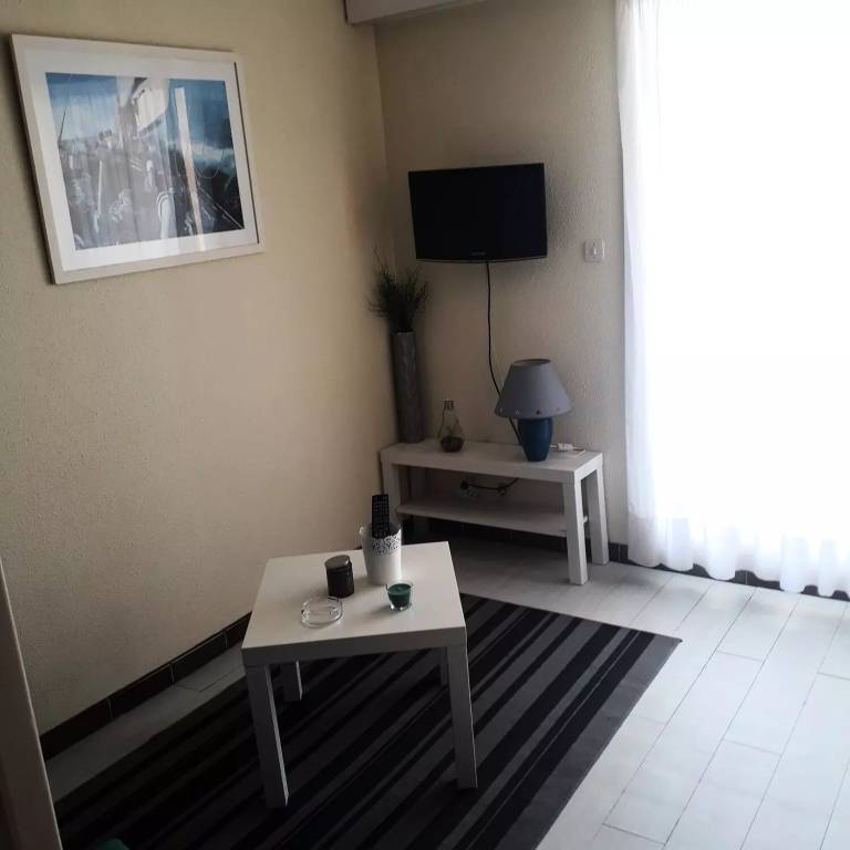 Studio with patio | Close to the beach | Pet-friendly — photo 4