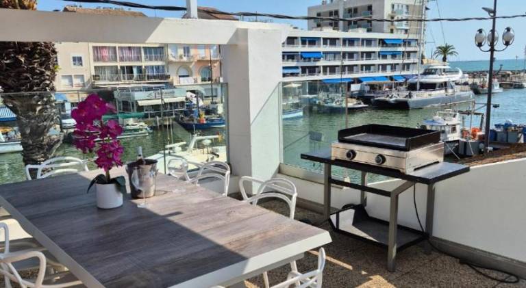 Villa d'architecte vue port a 2 pas de la plage — photo 4