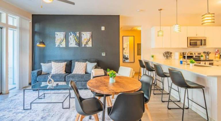 Apartment with 2 rooms for 8 persons — photo 3