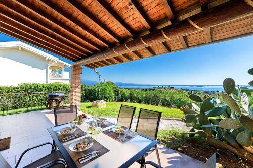 Villa  Manerba del Garda