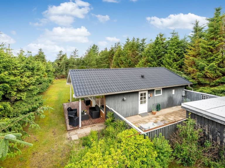 Ferienhaus in Hou, Hals f&uuml;r max. 4 Personen