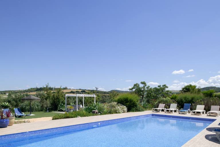 Family-oriented pleasant vacation home with BBQ, garden & private pool | City view | Pets are welcome — photo 2