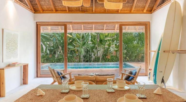Villa with pool — photo 2