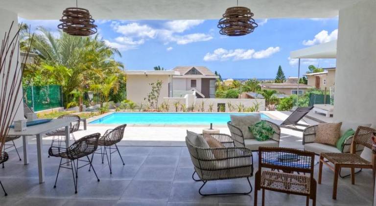 200 m&sup2; Villa