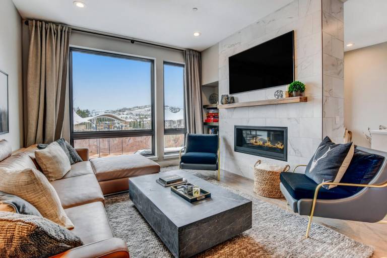Family-oriented vacation home with terrace, jacuzzi & barbeque | Mountain view | Suitable for remote work | Dogs allowed — photo 3