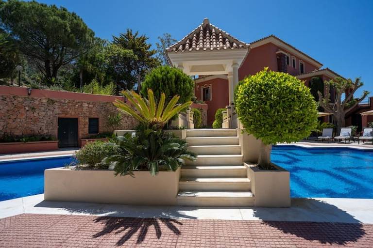 Pet-Friendly Villa 'Vituco 34' with Pool & Wi-Fi in Mijas