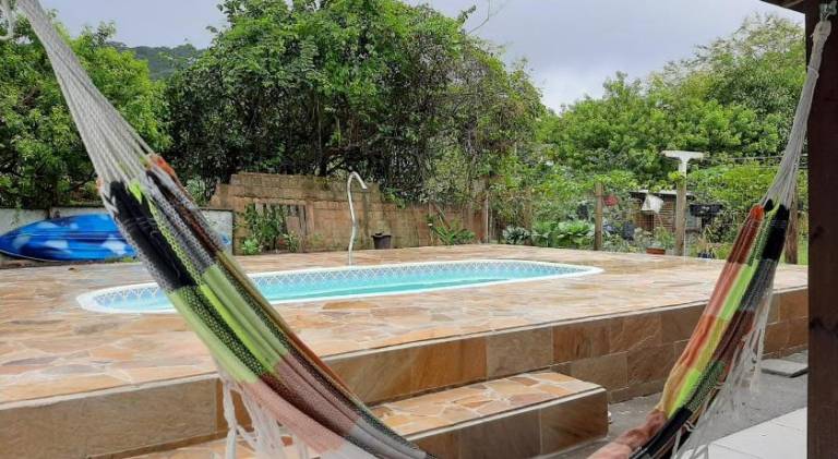 Vacation home with pool — photo 3