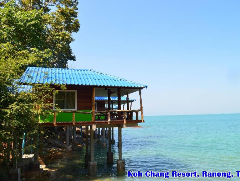 Serviced apartment with barbecue, yard & terrace | Beach nearby | Pets allowed in Ranong