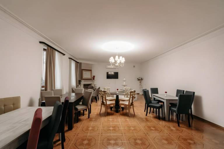 Castle Family Hotel — photo 2
