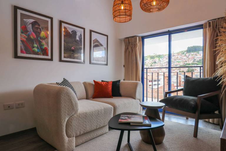 w Fascinating 1BR w Perfect Balcony in Cusco