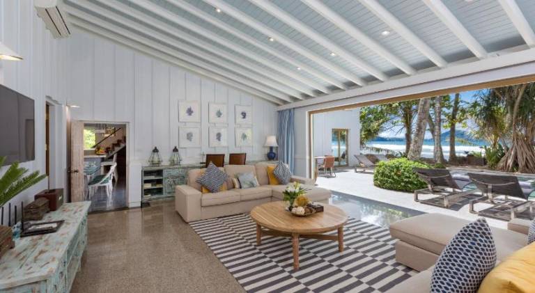 Villa with pool in Patong