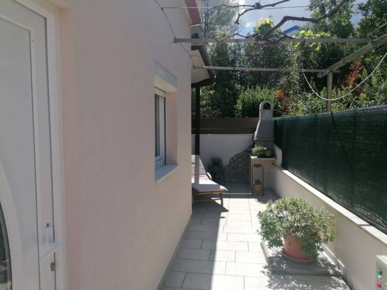 Strandnahes kleines Ferienhaus mit Terrasse — photo 2