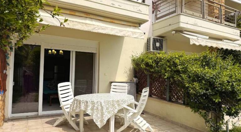 Rental apartment with terrace — photo 3