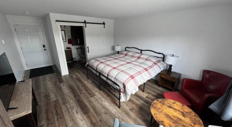 Motel Room Boutique Motel Room08
