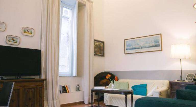 Charming holiday apartment | Close to Naples Cathedral | Dogs allowed — photo 2