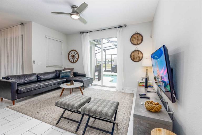 Fully equipped pleasant house with pool | Pets are welcome — photo 2