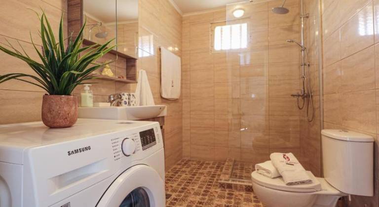 Rental apartment with 2 rooms for 6 persons — photo 2
