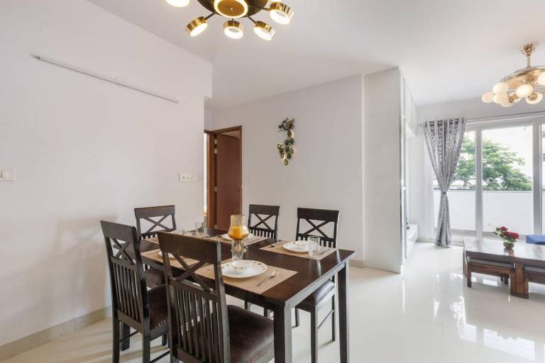 House Shanthi Pura