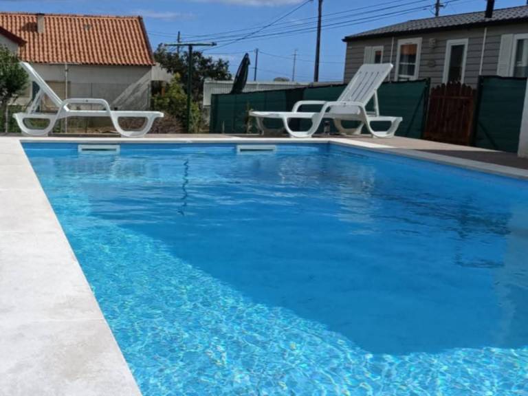 Sesimbra: 3-Bedroom House, Max 8 guests, Shared Pool — photo 2