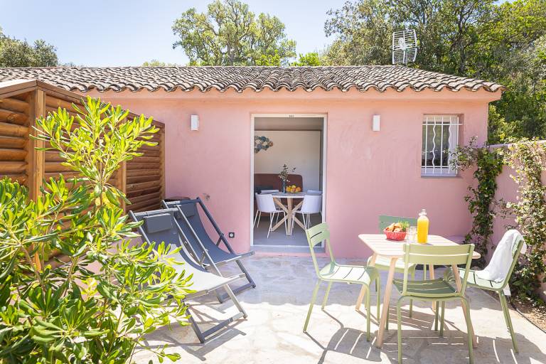 Holiday park with pool & terrace — photo 2