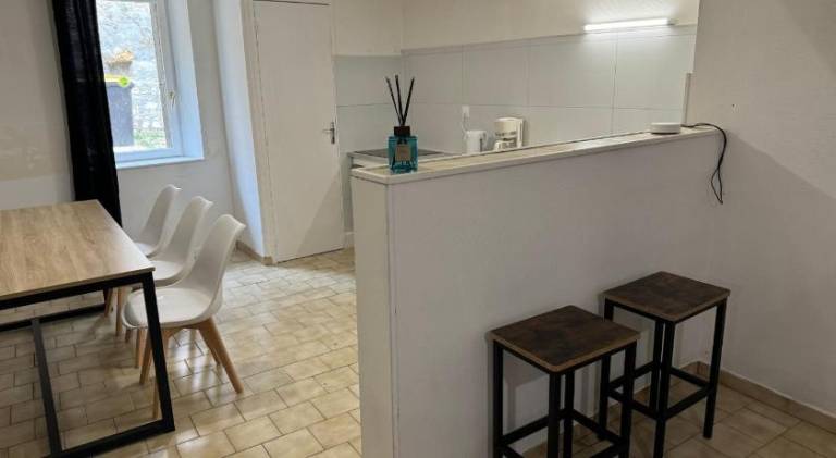 House with 2 rooms for 6 persons — photo 2
