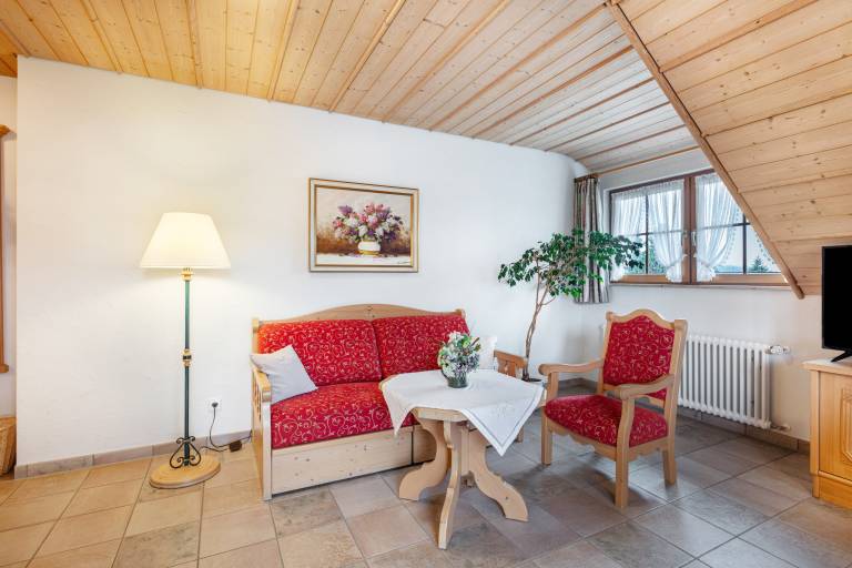 Lovely holiday apartment with patio & garden | Garden view | Ski nearby | Pets allowed — photo 3
