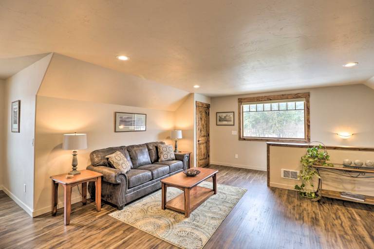Creekside Apartment in Kalispell on 5 Acres — photo 4