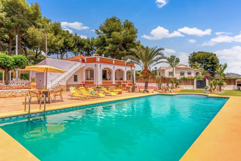 Villa 'Maria Beach' with Private Pool, Wi-Fi and Air Conditioning — photo 2