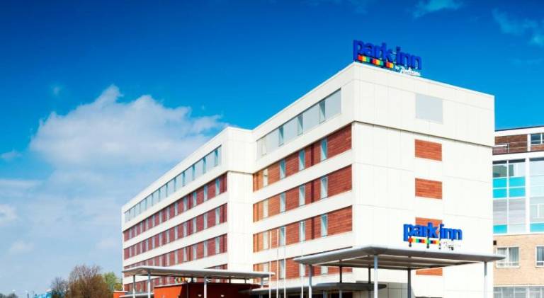 Park Inn by Radisson Peterborough Hotel — photo 3