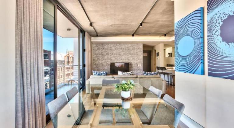 Rental apartment with barbeque, pool & terrace | Close to Two Oceans Aquarium — photo 4