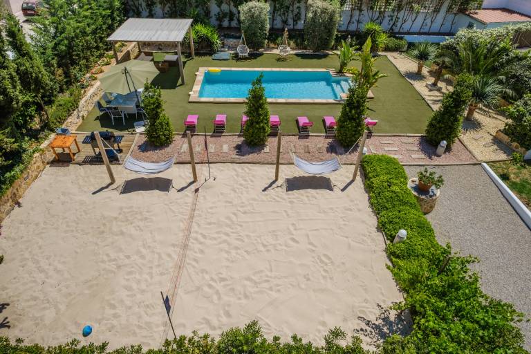 Fantastic Villa in Central Location with Pool, Wi-Fi and Air Conditioning, Pets Allowed — photo 4