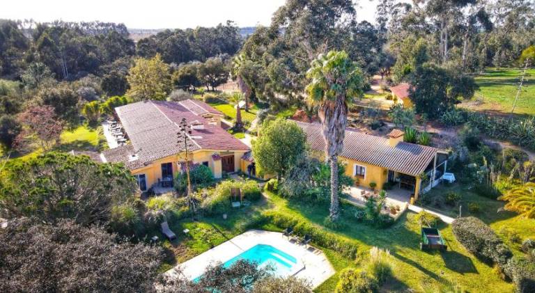 Farm with patio, yard & pool in Beja