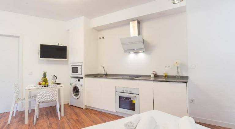 Apartment | Near Alcazaba of Málaga | Dogs allowed — photo 3
