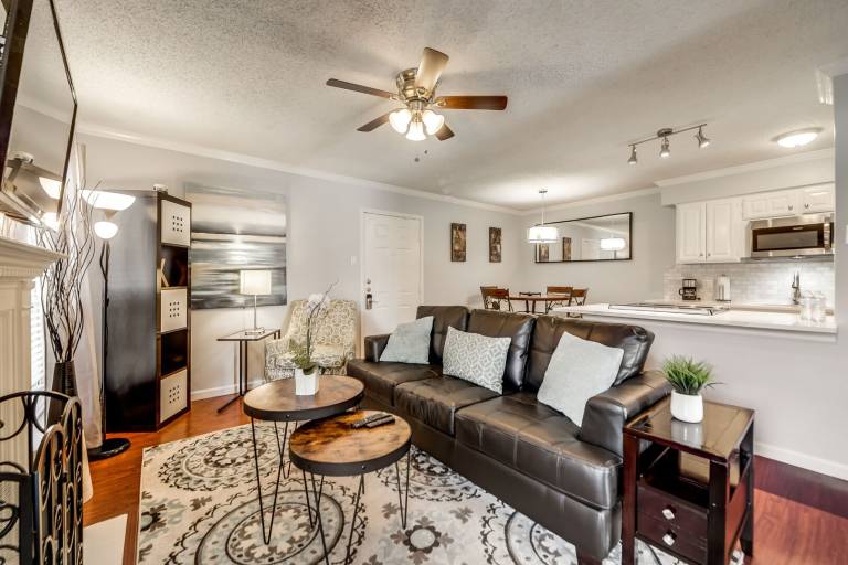 Rental apartment with pool — photo 3