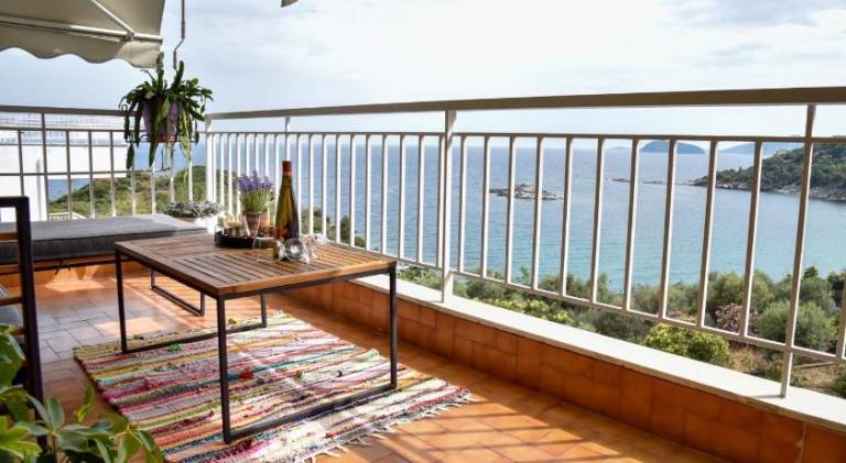 Holiday apartment | Beach nearby | Pet-friendly in Kavala