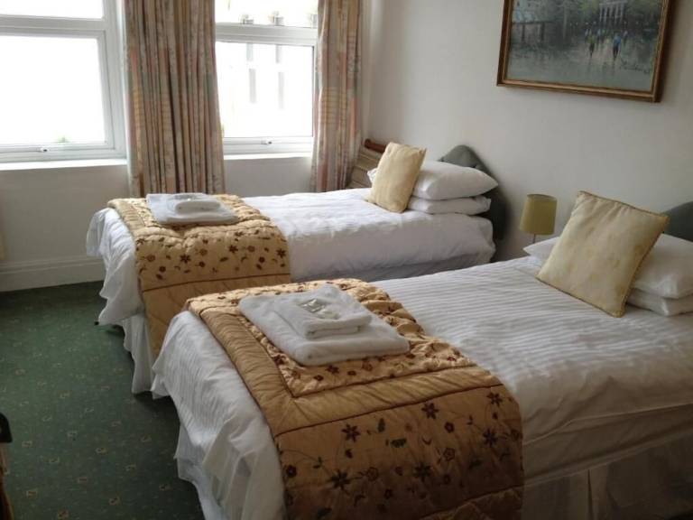 Accommodation Douglas