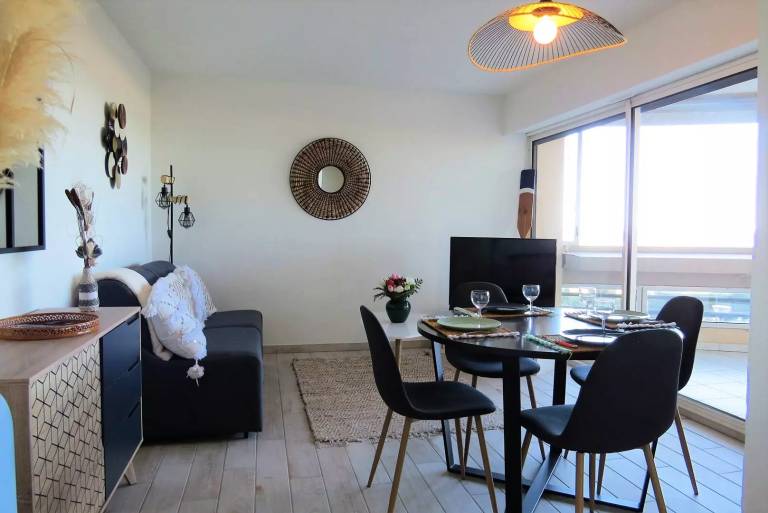 Grand Sud Residence - Coup de coeur for this cozy T2 with stunning sea views - 4GSUD101 — photo 5