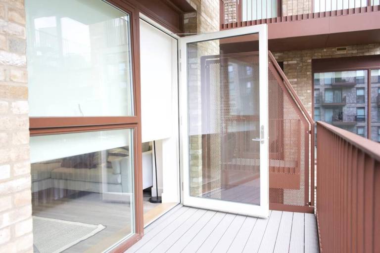 Apartment  Silvertown