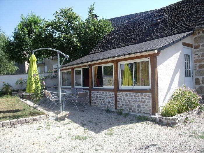 Gîte Camps-Saint-Mathurin-Léobazel