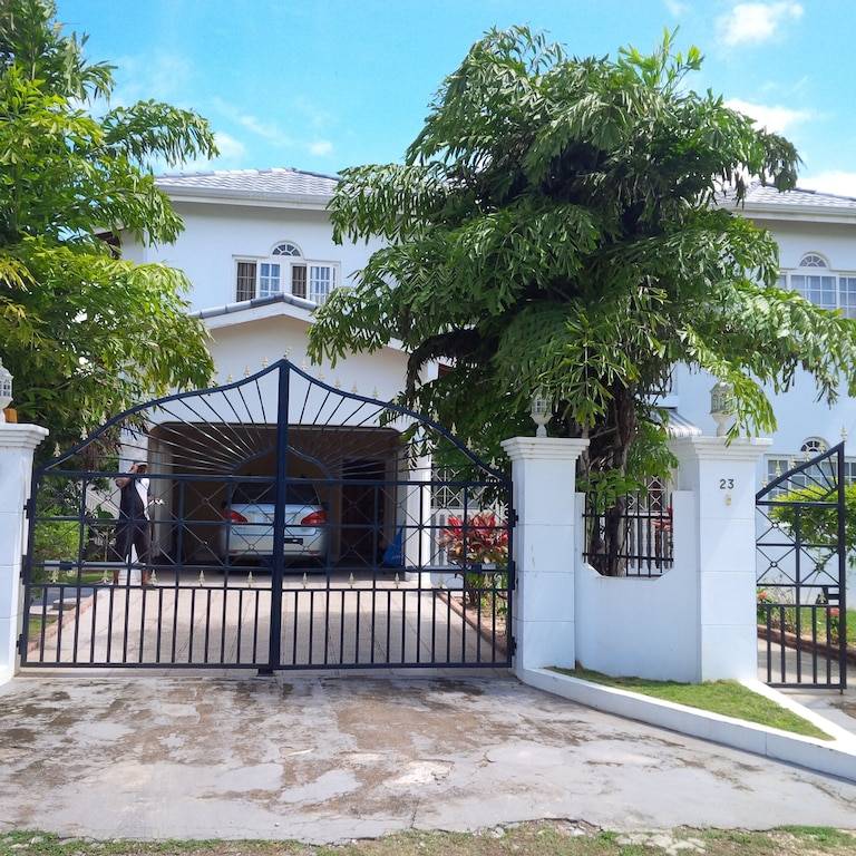Villa Runaway Bay