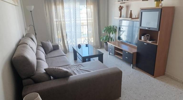 Rental apartment with 2 rooms for 4 persons — photo 2